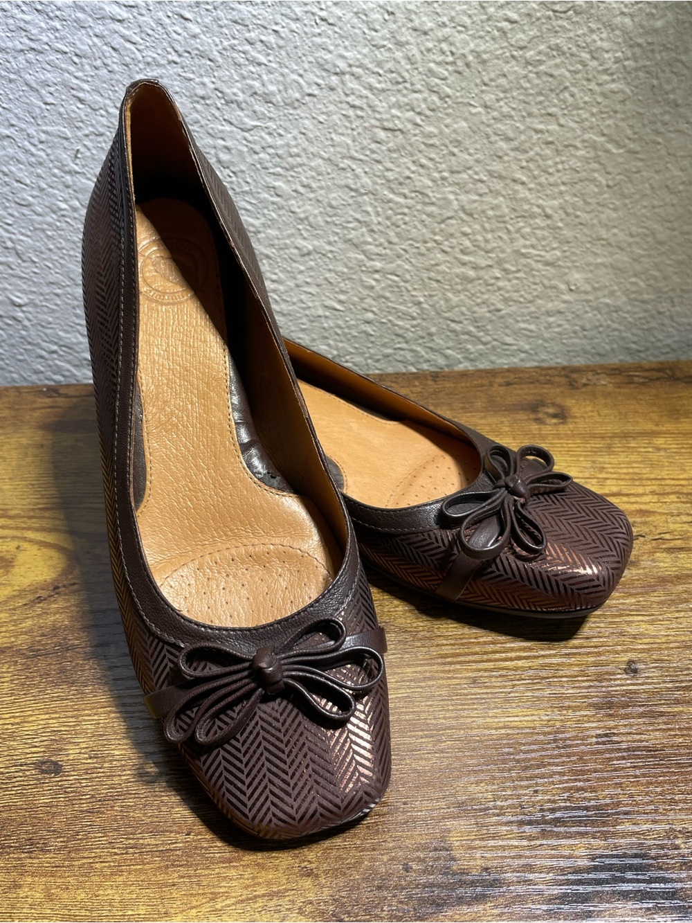 Nurture Marcia Leather Dress Wedge Flats Copper Brown Chevron Bow Ballet Flats